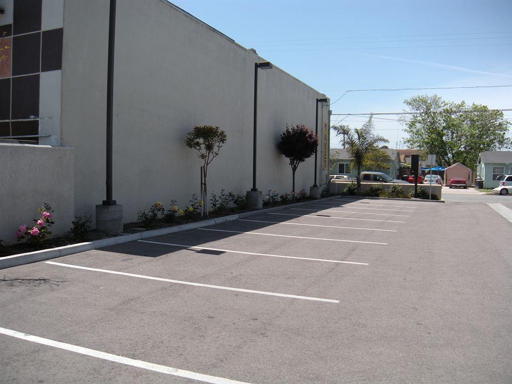 Western Motel Salinas Bagian luar foto